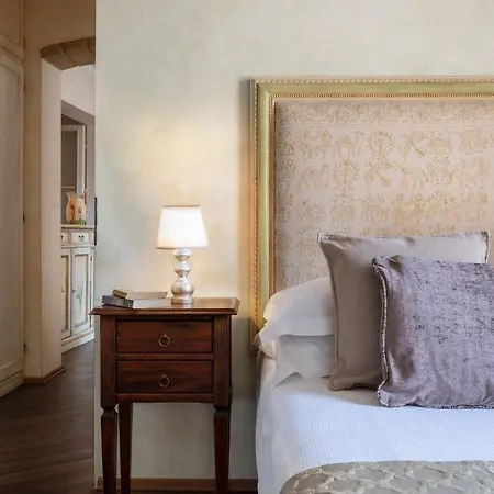 Apartament Chiara Five Senses Florencja