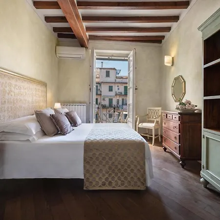 Chiara Five Senses * Florens